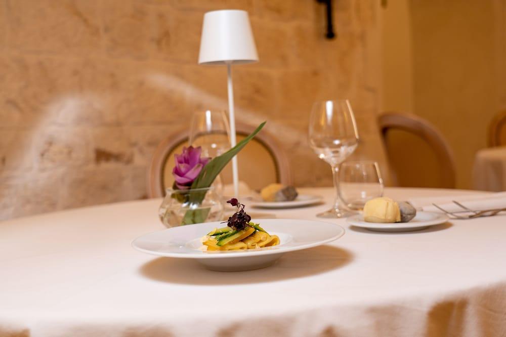 Ostuni Palace - Hotel Bistrot & Spa מראה חיצוני תמונה