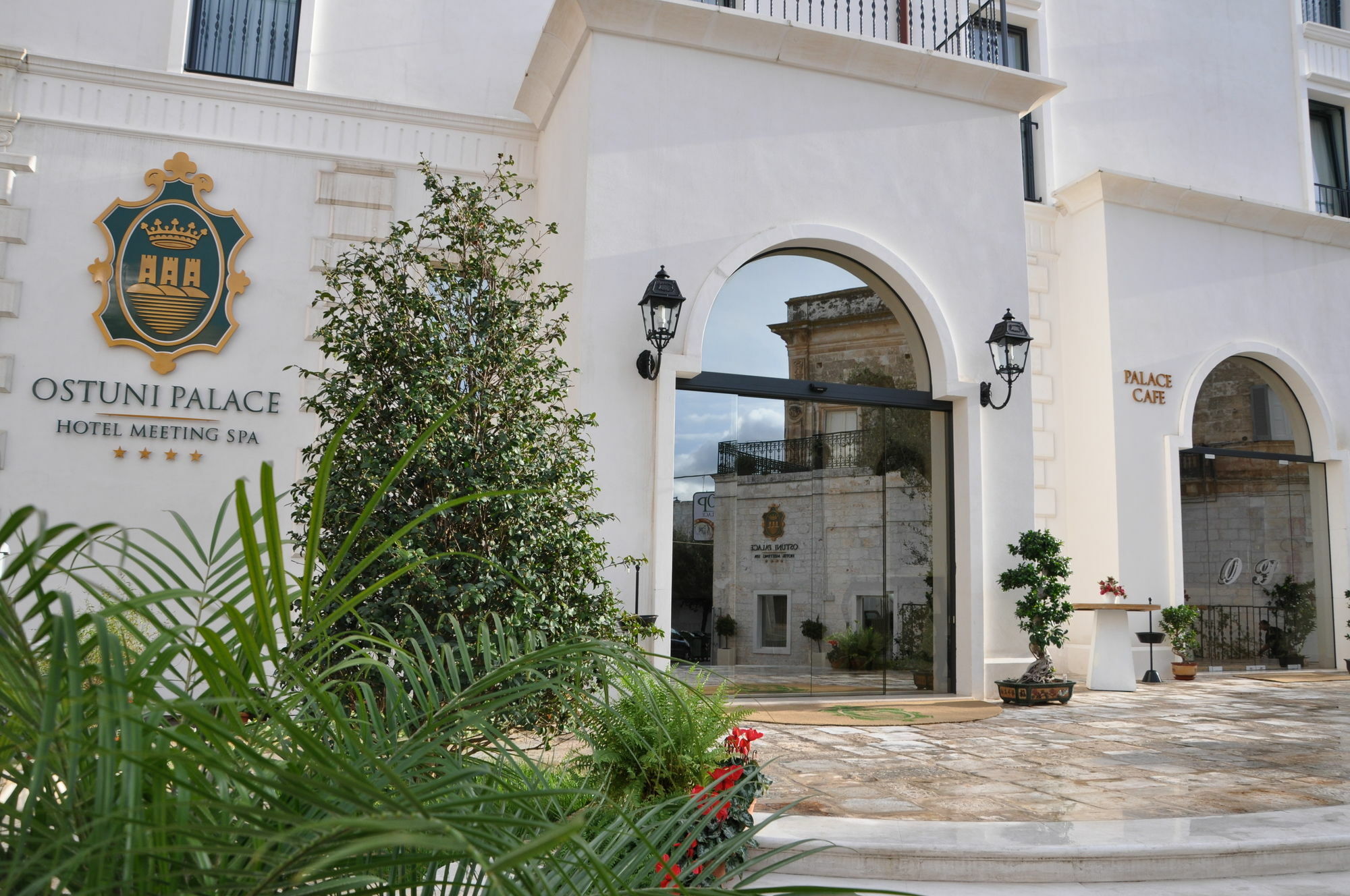 Ostuni Palace - Hotel Bistrot & Spa מראה חיצוני תמונה