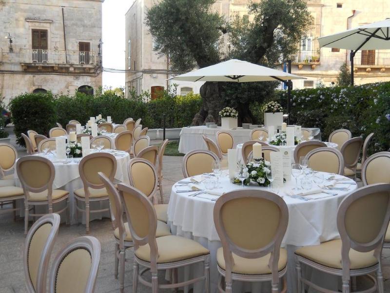 Ostuni Palace - Hotel Bistrot & Spa מראה חיצוני תמונה